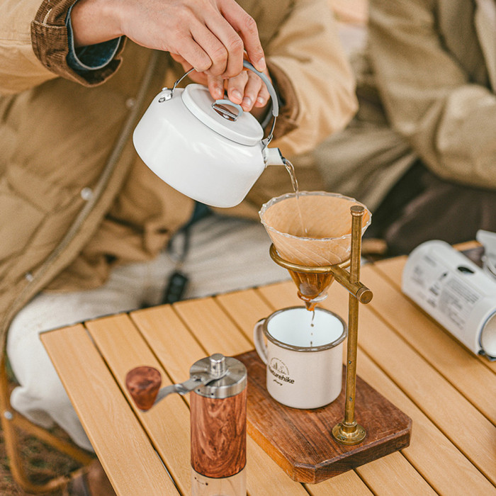 Чайник с керамическим антипригарным покрытием Naturehike CNK2450CF013 0,8 л, алюминий, белый  