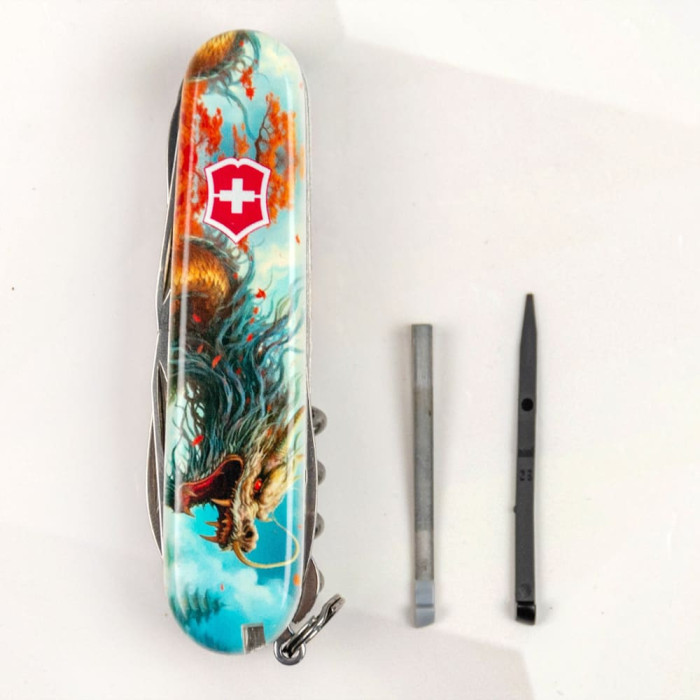 Складной нож Victorinox HUNTSMAN ZODIAC Боевой дракон 1.3713.7.Z3230p  