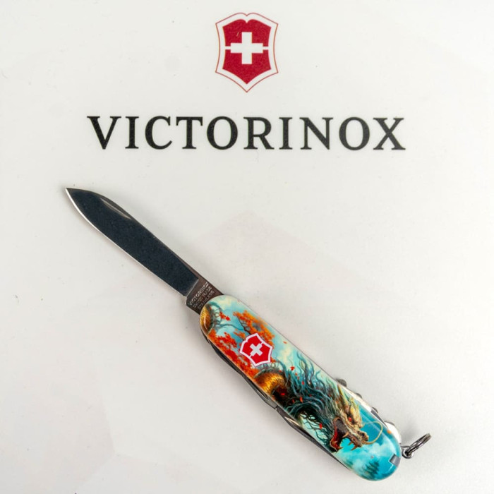 Складной нож Victorinox HUNTSMAN ZODIAC Боевой дракон 1.3713.7.Z3230p  