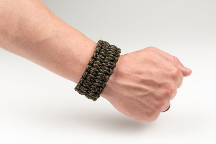 Браслет Mad Max Петли Survival Coyote brown (M)  