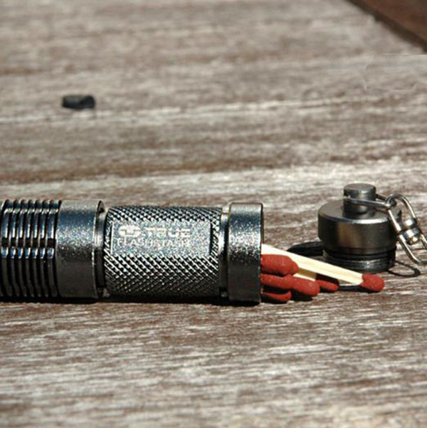 Фонарик-брелок с тайником True Utility Flashstash TU304  