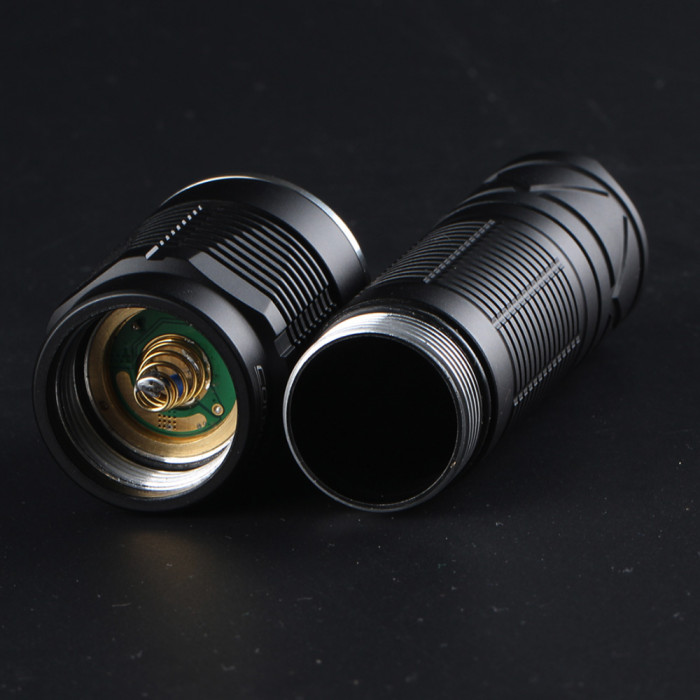 Поисковый фонарь Convoy S12 SST20 5000K  