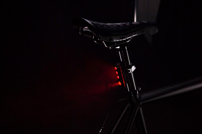 Мигалка задняя Knog Blinder Road R70 70 Lumens Black  