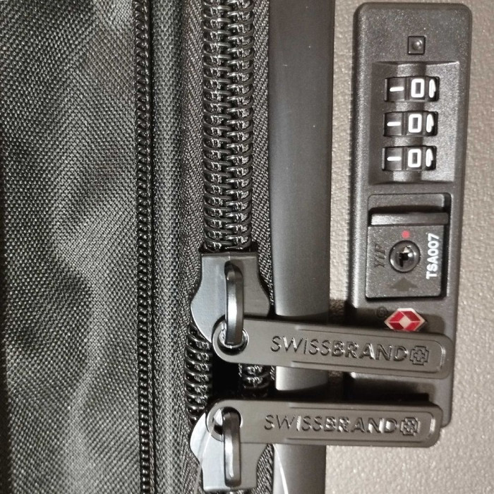 Чемодан Swissbrand Enstone (M) Grey (SWB_LHENS801M)  