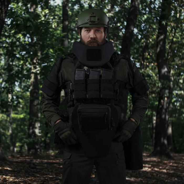 Плитоноска (PRO). Черного цвета  