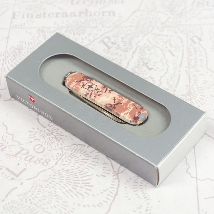 Складной нож Victorinox CLASSIC SD ARMY Пиксель песочный 0.6223.7.W3944pw  