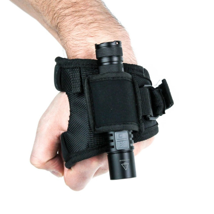 Крепление на руку для фонарей (диаметр корпуса фонаря 30-40 мм)  