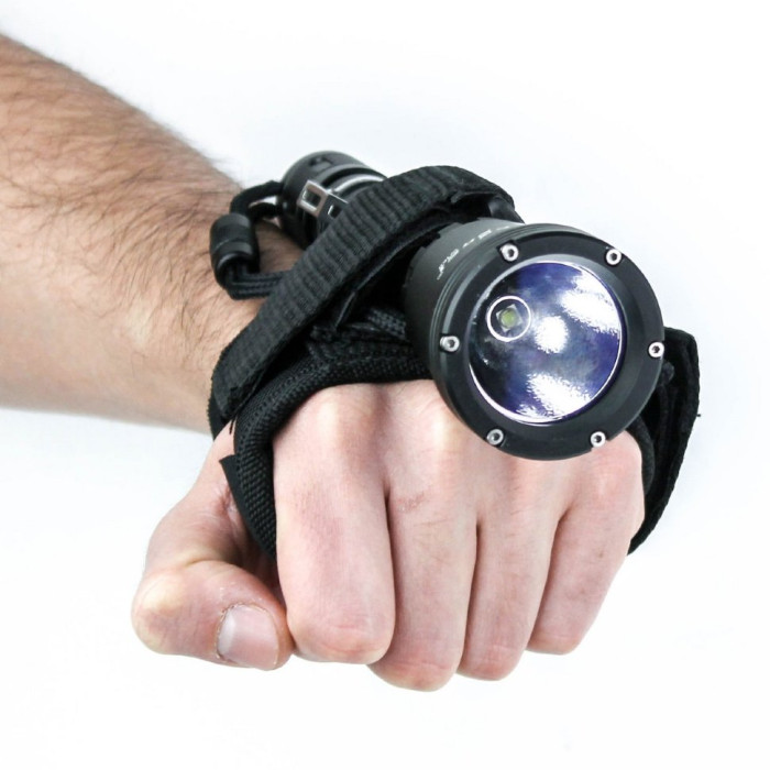 Крепление на руку для фонарей (диаметр корпуса фонаря 30-40 мм)  