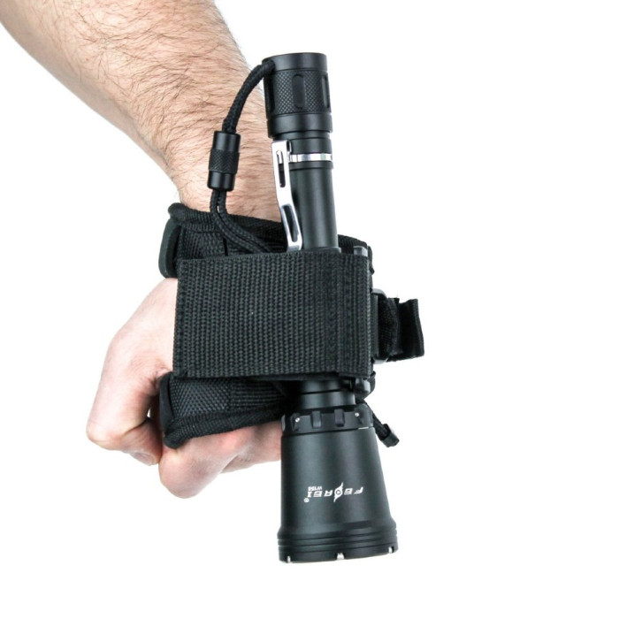 Крепление на руку для фонарей (диаметр корпуса фонаря 30-40 мм)  