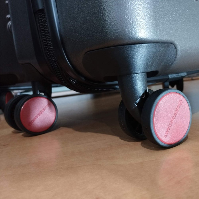 Чемодан Swissbrand Enstone (S) Grey (SWB_LHENS801S)  