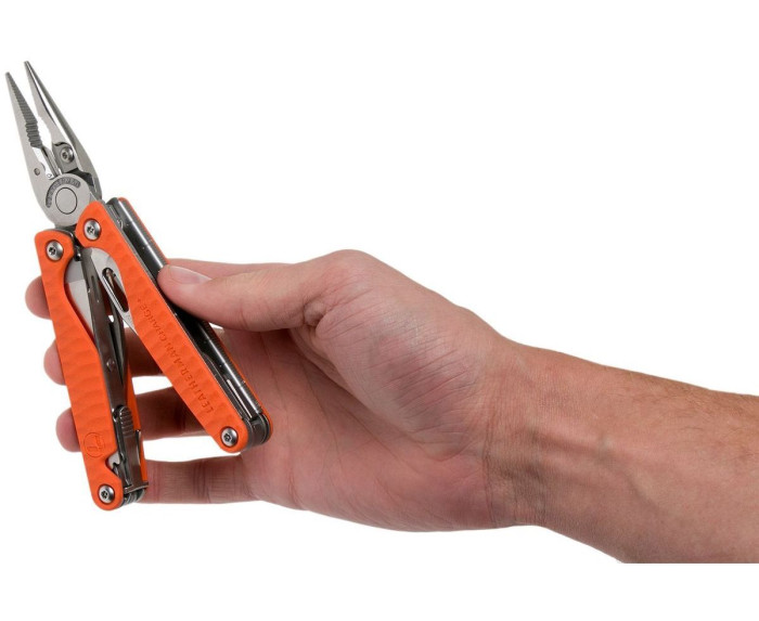 Мультиинструмент  Leatherman CHARGE PLUS ORANGE  