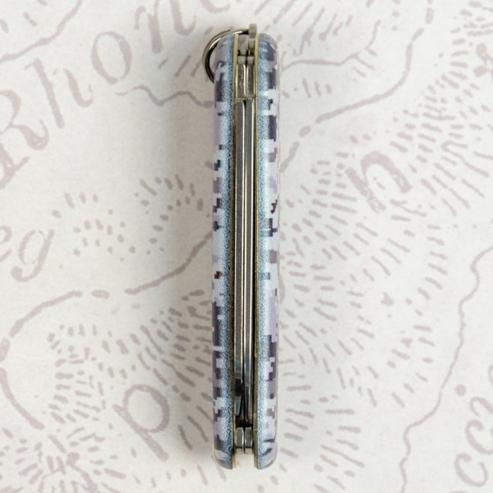 Складной нож Victorinox CLASSIC SD ARMY Пиксель синий с красн Лого 0.6223.3.W3943pw  