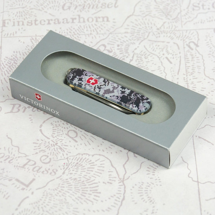 Складной нож Victorinox CLASSIC SD ARMY Пиксель синий с красн Лого 0.6223.3.W3943pw  