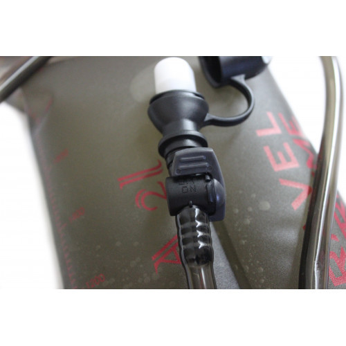 Питьевая система Travel Extreme HYDRA 2L красная  