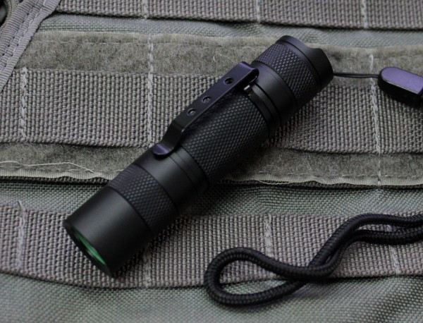 Карманный фонарь Convoy T2 XPG2 5500K AA, 380 люмен  