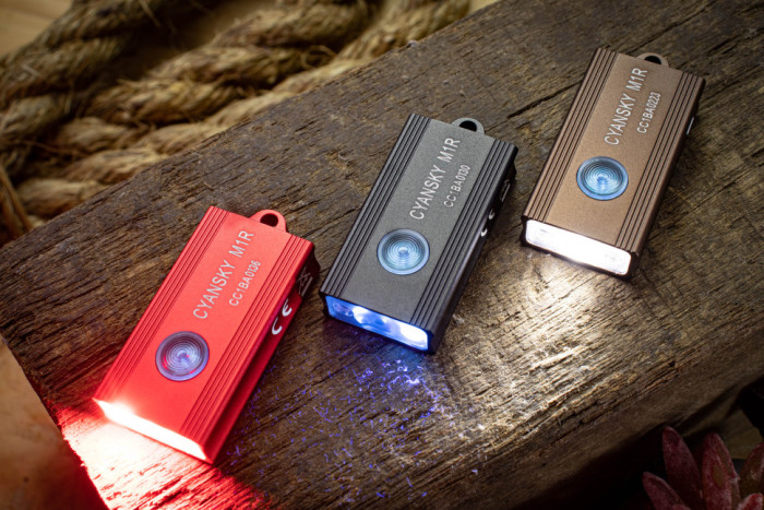 Карманный фонарь Cyansky M1R  