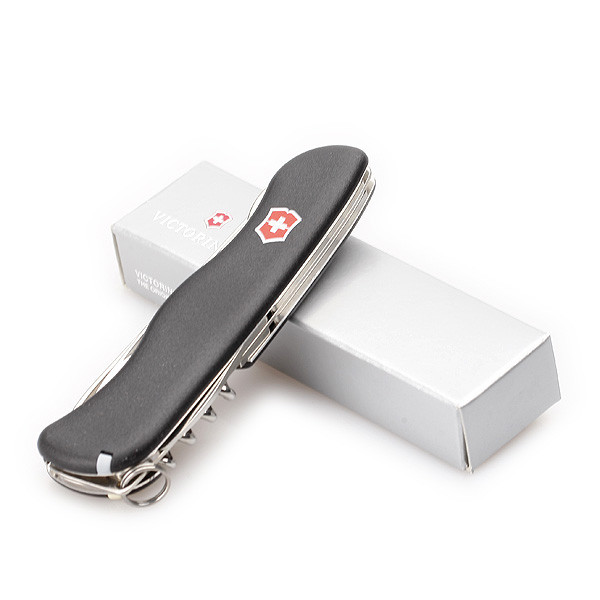 Нож Victorinox NOMAD 0.8353.3  