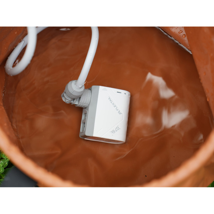Душ портативный с насосом на аккумуляторе Flextail Tiny Shower, белый  