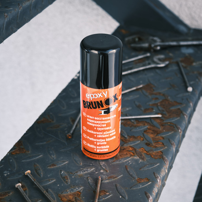 Преобразователь ржавчины и грунтовка 2-в-1, спрей Brunox Epoxy 400 ml  