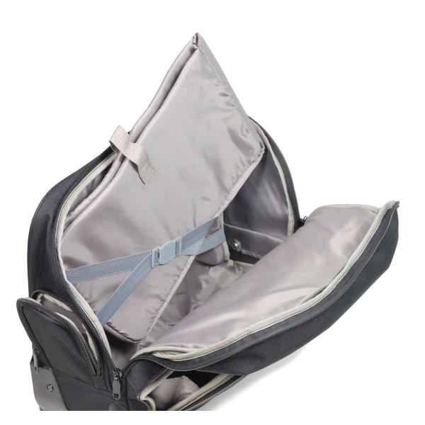 Сумка дорожная на колесах Members Essential On-Board Laptop 21 (черный)  