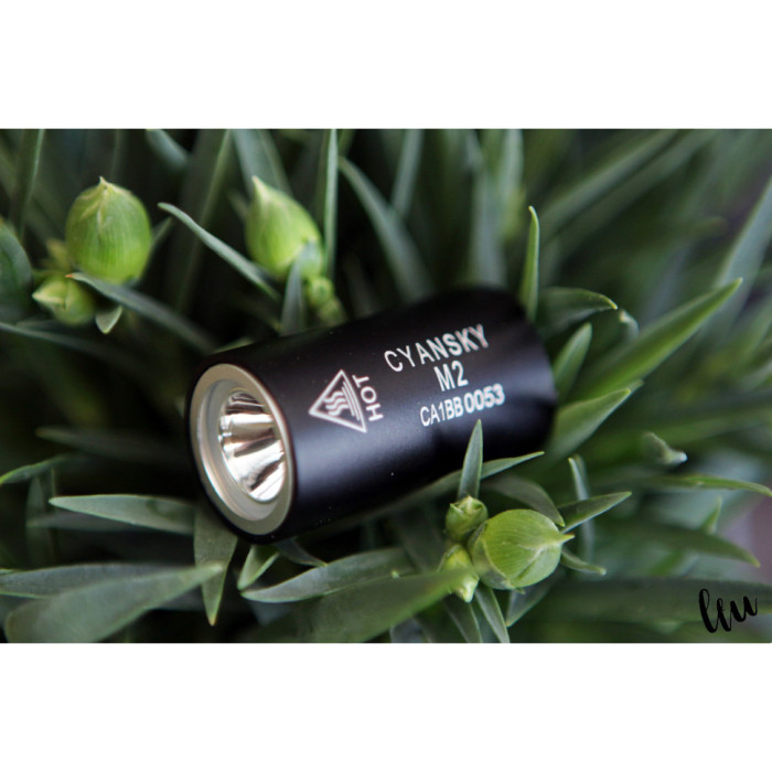 Карманный фонарь Cyansky M2 XP-E2 R3  