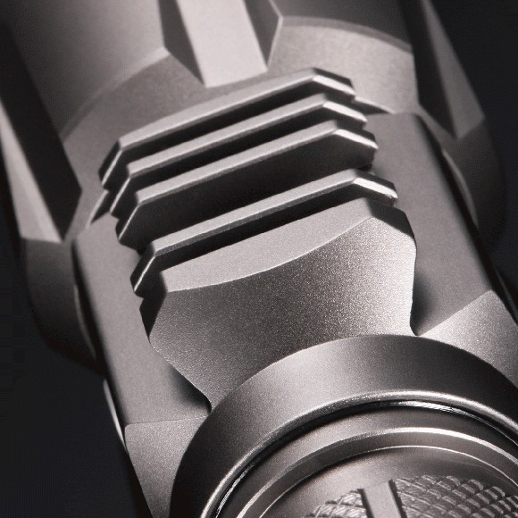 Карманный фонарь Nitecore P25 SMILODON, 960 люмен (серый)  