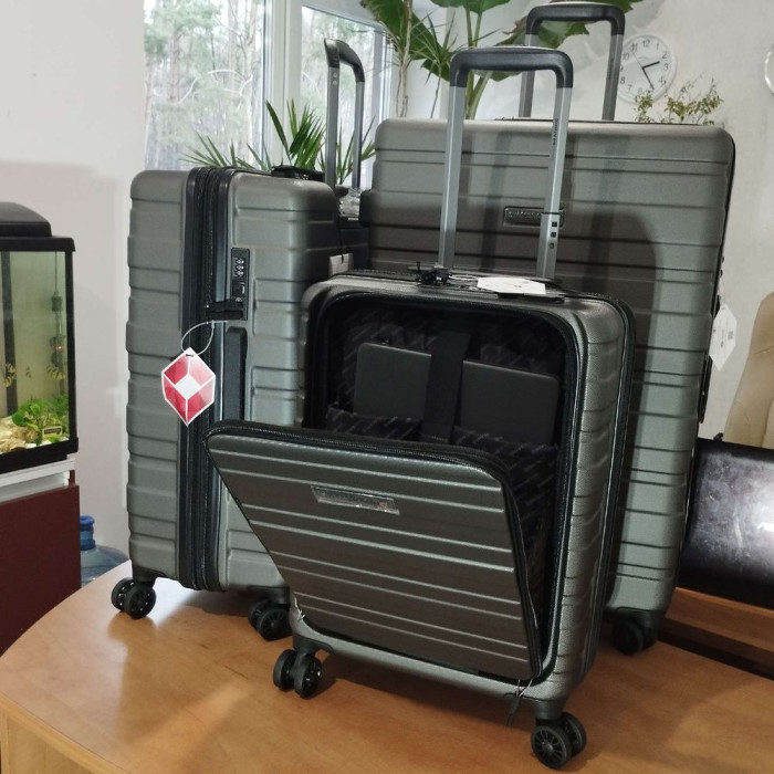 Чемодан Swissbrand Freya (S) Charcoal (SWB_LHFRE174S)  