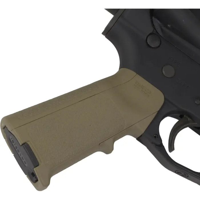 Вкладыш Magpul в пистолетную рукоятку MAID/MOE с отсеком для CR123/RCR123  