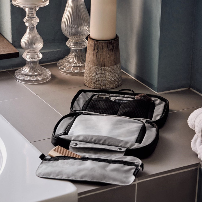 Несессер Victorinox Travel TRAVEL ACCESSORIES 5.0/Black  