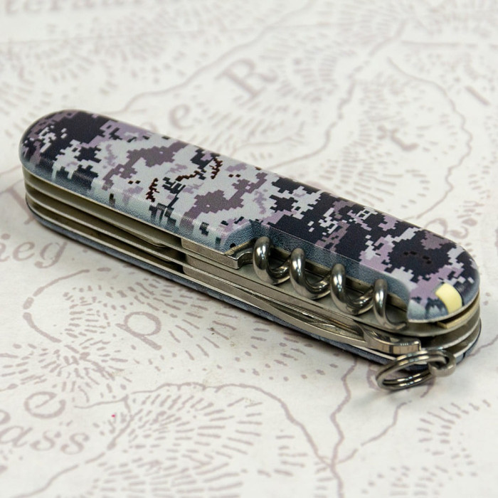 Складной нож Victorinox CLIMBER ARMY Пиксель синий 1.3703.3.W3942p  