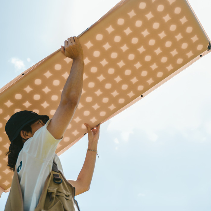 Коврик самонадувающийся с подушкой одноместный Naturehike CNK2550WS025, 60 мм, бежевый  