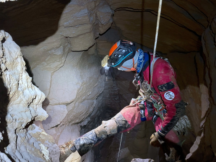 Налобный фонарь Cyansky HS6R SST 40 SST-20-W  