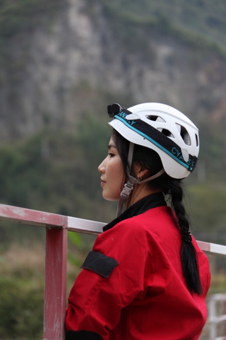 Налобный фонарь Cyansky HS6R SST 40 SST-20-W  