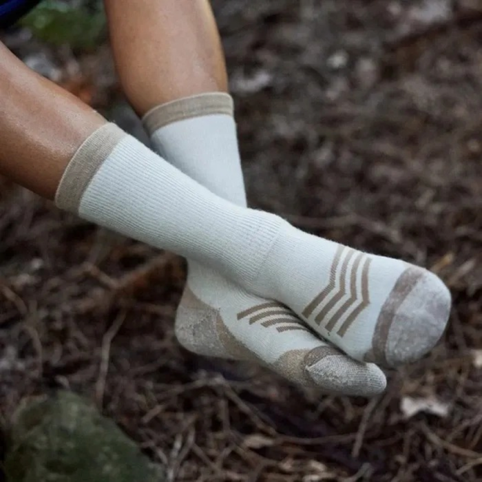 Носки высокие быстросохнущие Naturehike CNH23WZ090, размер L, светло-бежевые  