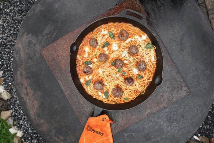 Сковорода чугунная Petromax Fire Skillet fp40 с длинной ручкой  