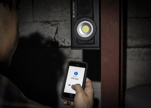 Кемпинговый фонарь LedLenser с BLUETOOTH колонкой IF4R ,2500 лм.  