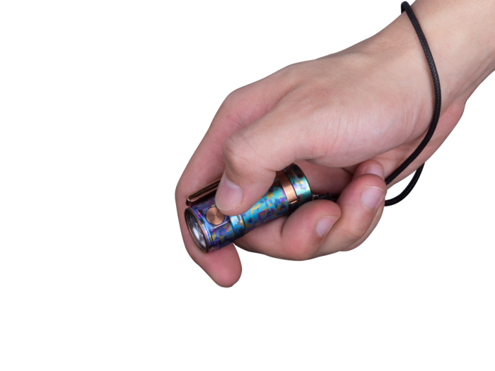 Фонарь-наключник Fenix E16 Ti Cree XP-L HI LED (Galaxy blue)  