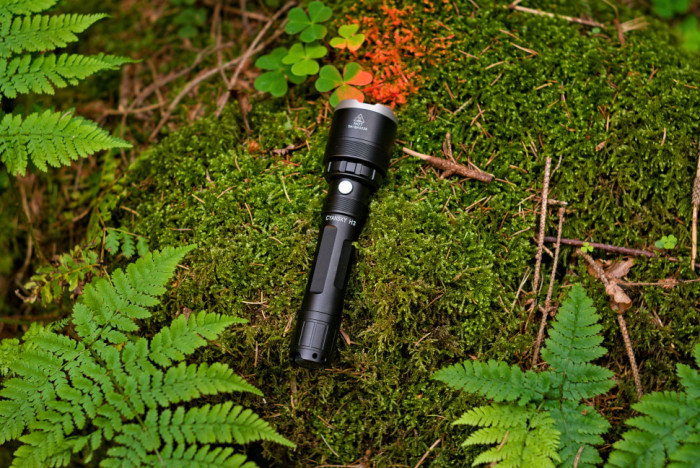 Фонарь ручной Cyansky H3 XHP3 5 HID4  