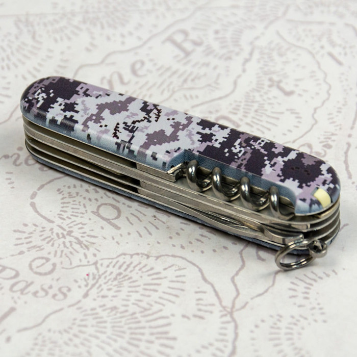 Складной нож Victorinox HUNTSMAN ARMY Пиксель синий с красн Лого 1.3713.3.W3943p  