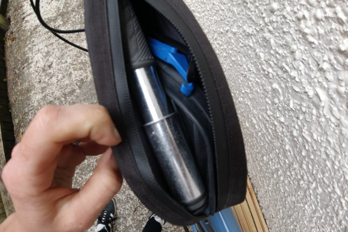 Сумка на раму Lezyne AERO ENERGY CADDY 0,7 л Y14 черная  