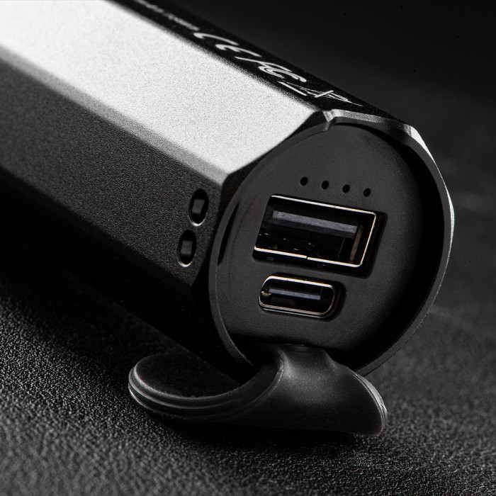 Фонарь ручной Fenix E-CP черный  