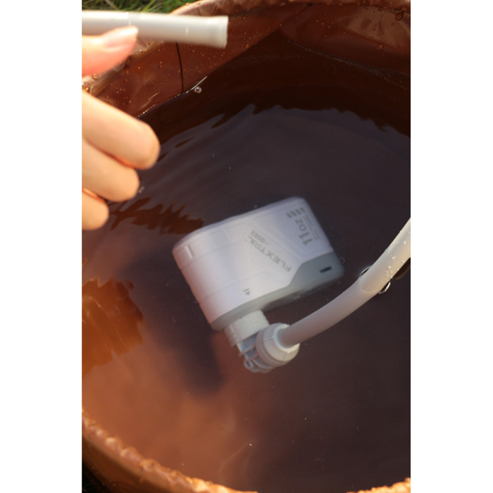 Душ портативный с насосом на аккумуляторе Flextail Max Shower с чехлом, белый  