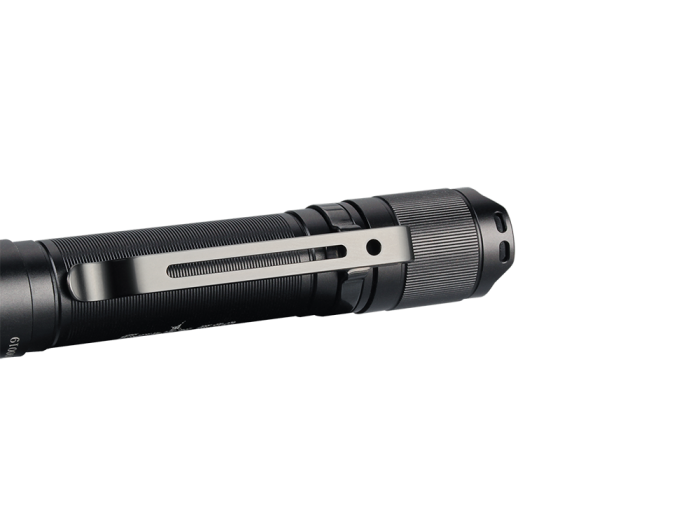 Карманный фонарь Fenix E20 V2.0 Luminus SST20, 265 лм.  