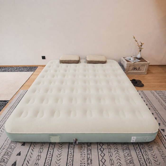 Матрас туристический надувной двухместный со встроенным насосом Naturehike Chenjing CNK2550WS013, 200 х 150 х 25 см, зеленый  