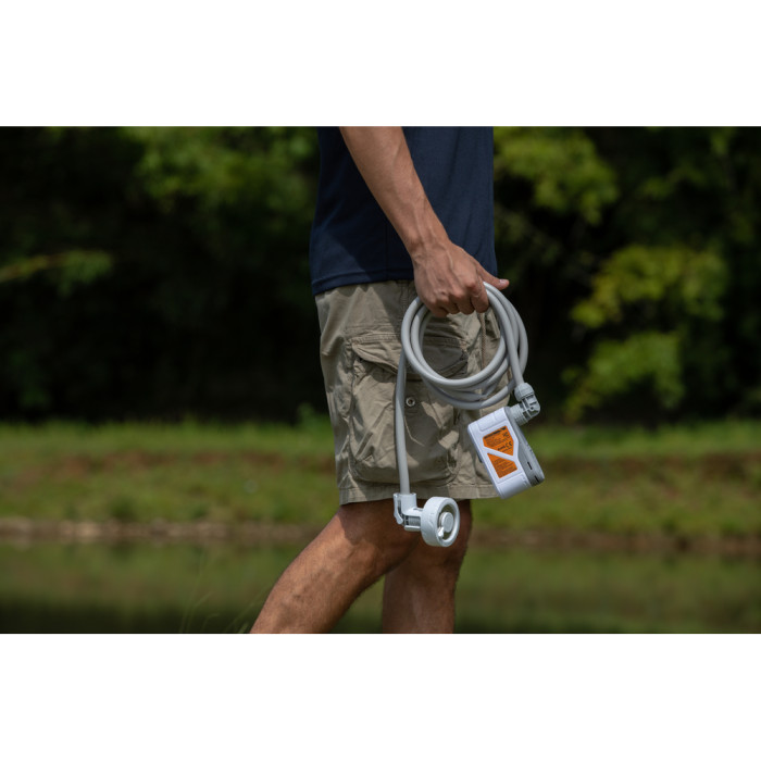 Душ портативный с насосом на аккумуляторе Flextail Max Shower, белый  