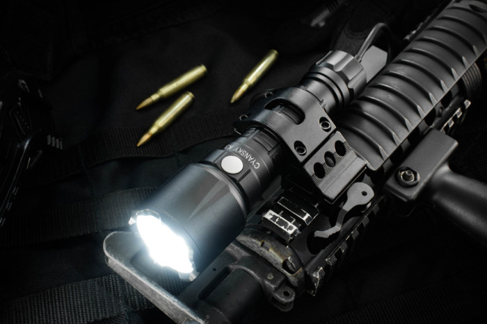 Фонарь ручной Cyansky K3 SFT-40-W  