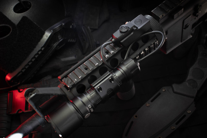 Фонарь ручной Cyansky K3 SFT-40-W  