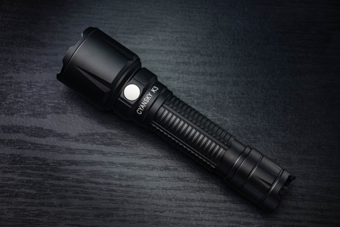 Фонарь ручной Cyansky K3 SFT-40-W  