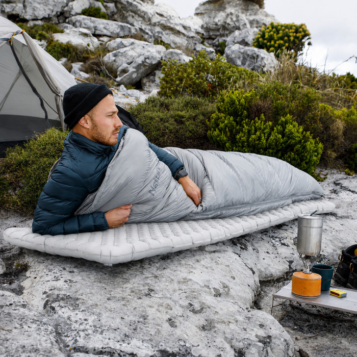 Матрас туристический надувной одноместный ультралегкий Naturehike CNH22DZ018, 196 х 64 х 7 см, серебристый  