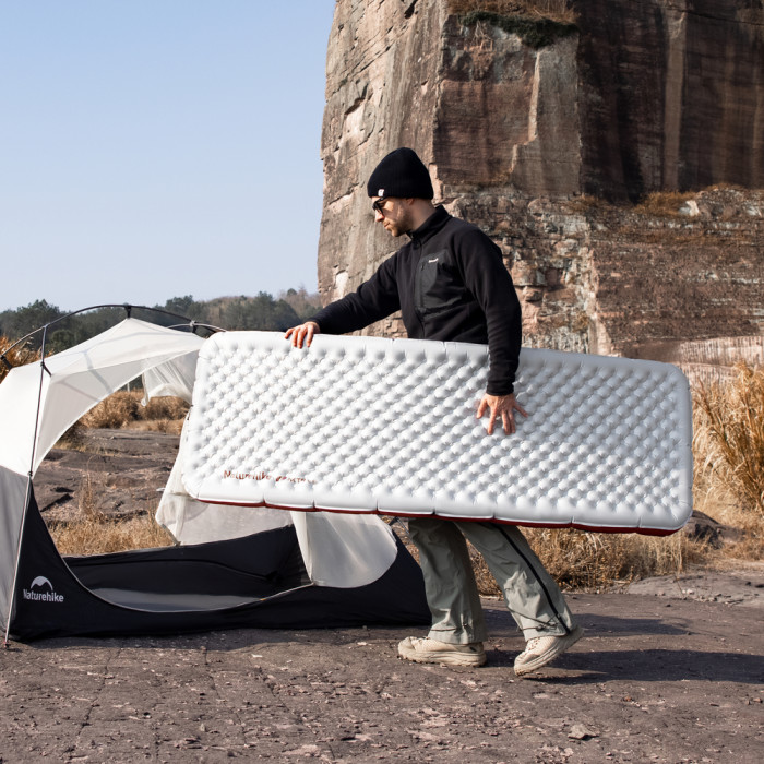 Матрас туристический надувной одноместный ультралегкий Naturehike Tuye R5.8 CNK2650WS031, 196 × 64 х 9 см, серебристый  